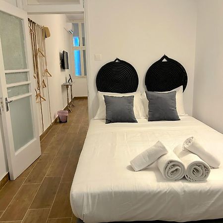 Queen Regina Suites By Platform 357 Nicosia Esterno foto