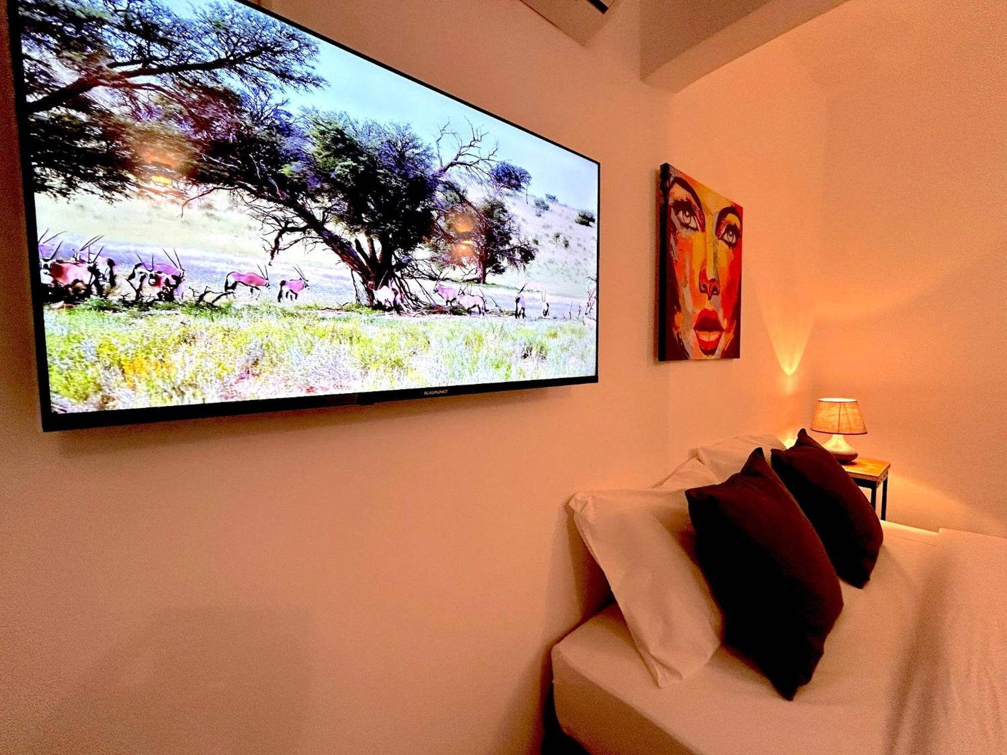 Queen Regina Suites By Platform 357 Nicosia Esterno foto