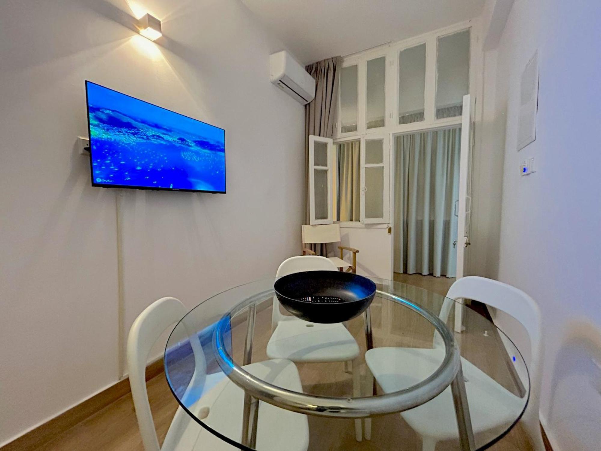 Queen Regina Suites By Platform 357 Nicosia Esterno foto