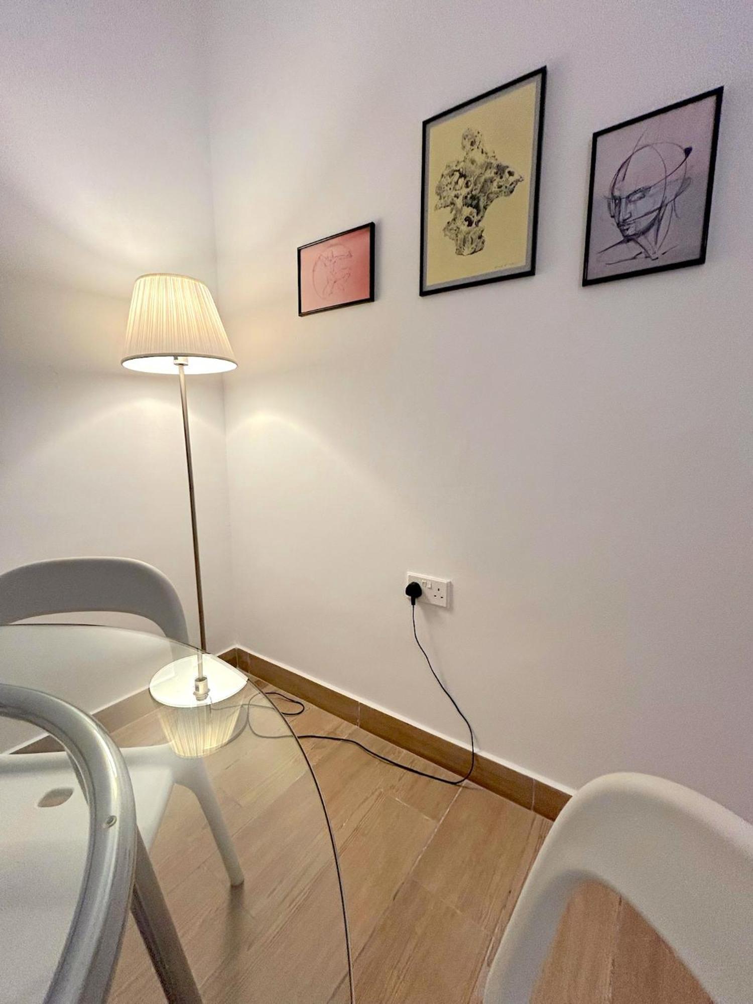 Queen Regina Suites By Platform 357 Nicosia Esterno foto