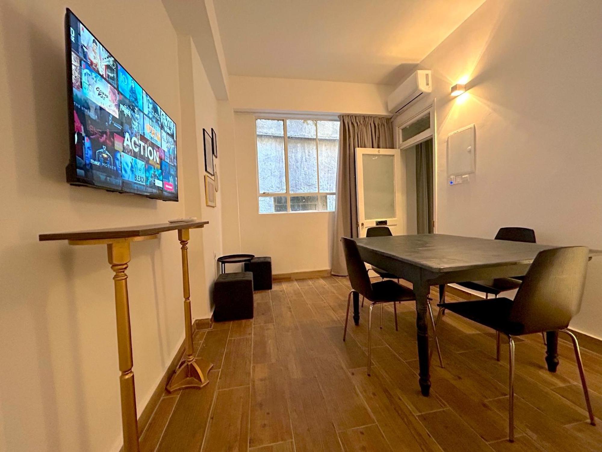 Queen Regina Suites By Platform 357 Nicosia Esterno foto